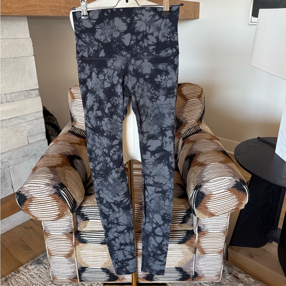 Lululemon Wunder Under Shibori Legging - Picture 4 of 8